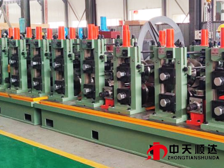 冷彎成型機(jī)