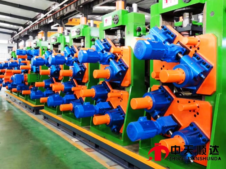 冷彎成型機(jī)