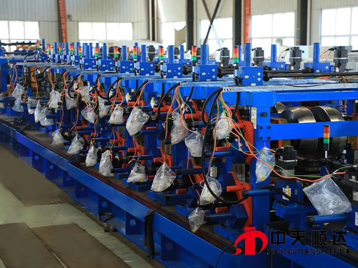全自動(dòng)焊管成型機(jī)